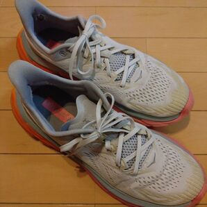 HOKA ホカオネオネ クリフトンエッジ 28cm ランニング ウォーキング