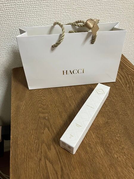 ギフト用ショッパー付き HACCI ハンドクリーム マドモワゼルHACCI 25g