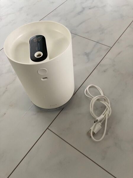 アロマディフューザー 加湿器 充電コード 卓上 加湿器 ホワイト ジャンク品