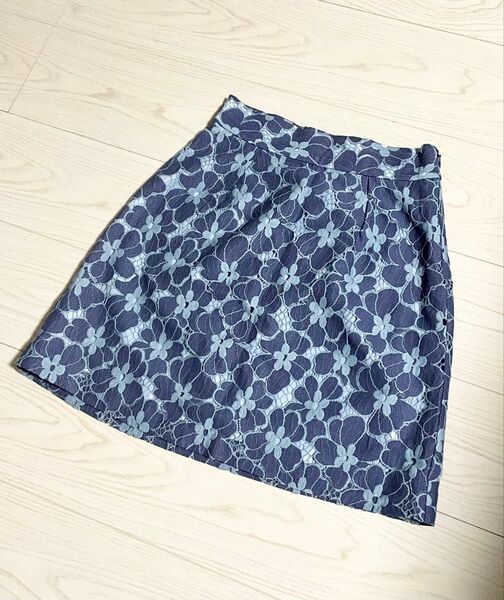 C.D.S BASIC レーススカート 花柄 ブルー Sサイズ 膝丈 膝上 ミニスカート