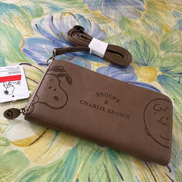 新品 スヌーピー 長財布 ショルダー付き ダークブラウン
