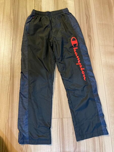 Champion ナイロンパンツ 黒 150