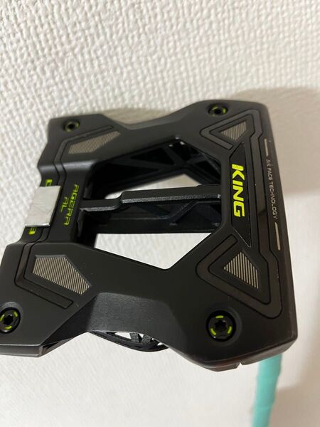 Cobra(コブラ) 3D PRINT AGERA PT(3Dアゲーラ) アームロック シングルベンドマレット パター 41インチ