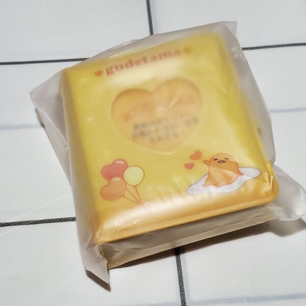 ミニフォトアルバムキーホルダー【ぐでたま】