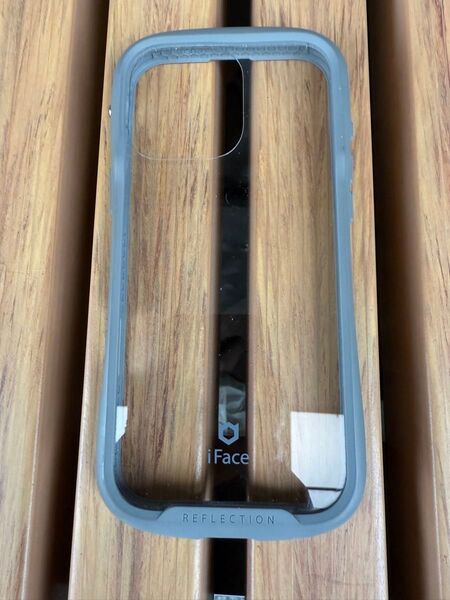 【美品 値下不可】iFace iPhone 16 Pro Max ケース