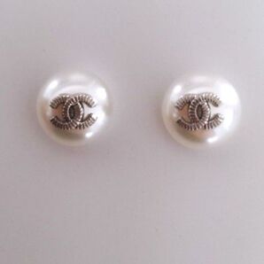 ヴィンテージボタン シャネル パールピアス