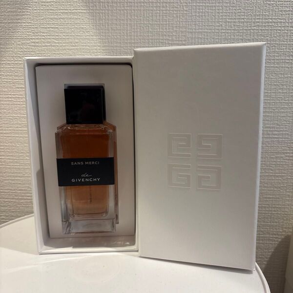 Givenchy Sans Merci 香水