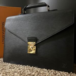 ルイヴィトン LOUIS VUITTON ビジネスバッグ セルヴィエット アンバサダー ブリーフケース ハンドバッグ エピ
