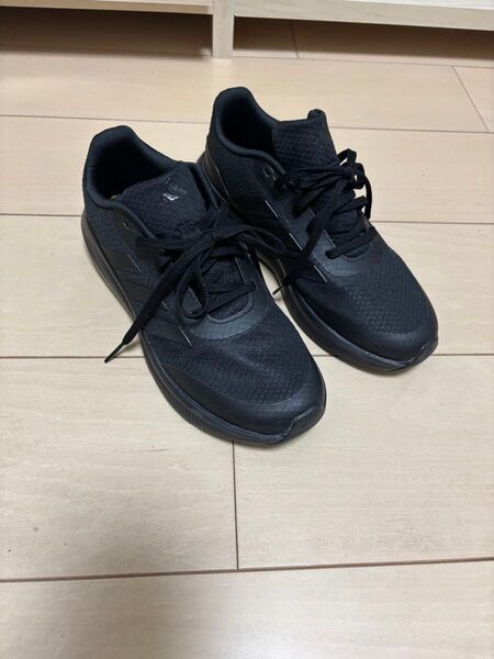 スニーカー adidas ブラック