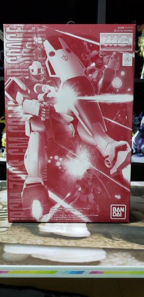 新品未組立 MG 1/100 ジム・コマンド 宇宙戦仕様 機動戦士ガンダム0080 ポケットの中の戦争 ガンプラ