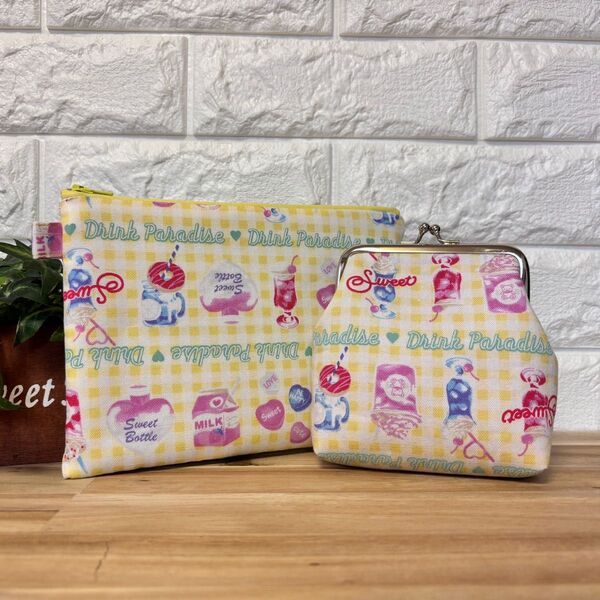 ハンドメイド フラットポーチ&がま口ポーチ 2個セット