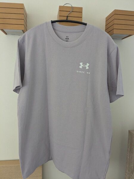 *美品!アンダーアーマー 半袖 Tシャツ パープル Lサイズ*