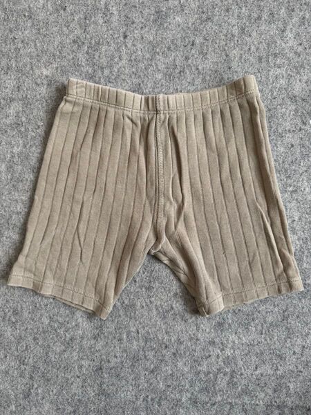 EARTH ショートパンツ 3-4Y
