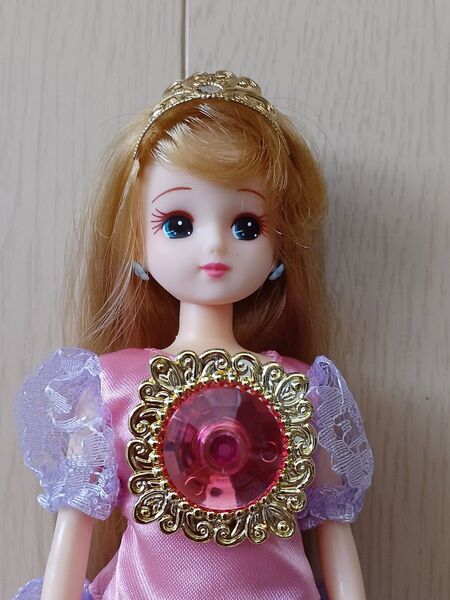 レア ジュエリーリカちゃん 日本製 タカラ TAKARA ティアラ、ドレス、靴付き 当時物 人形 ドール レトロ 金髪ロングヘア