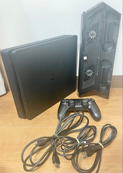 PlayStation 4 本体 ブラック コントローラー 縦置きスタンド付き