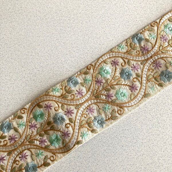 NO.14 インド刺繍リボン 1M