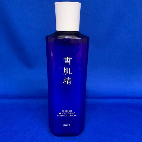A0432 雪肌精 美白化粧水 薬用雪肌精 ブライトニング エッセンス ローション 本体 350mL