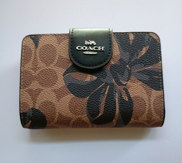 新作コーチ COACH 二つ折り財布 シグネチャー リボン柄