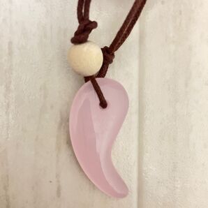 ピンクのペンダント
