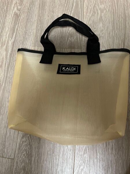 カルディ メッシュバッグ