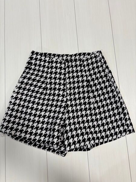 GRL グレイル 千鳥柄ハイウエストショートパンツ