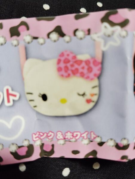 ハローキティ ぬいぐるみポシェット ピンク&ホワイト サンリオ