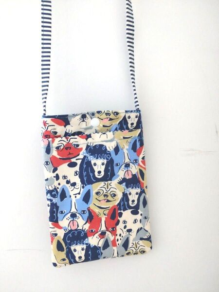 SALE!【handmade】ショルダーバッグ わんこ 犬 わんちゃん お散歩バッグにも ハンドメイド