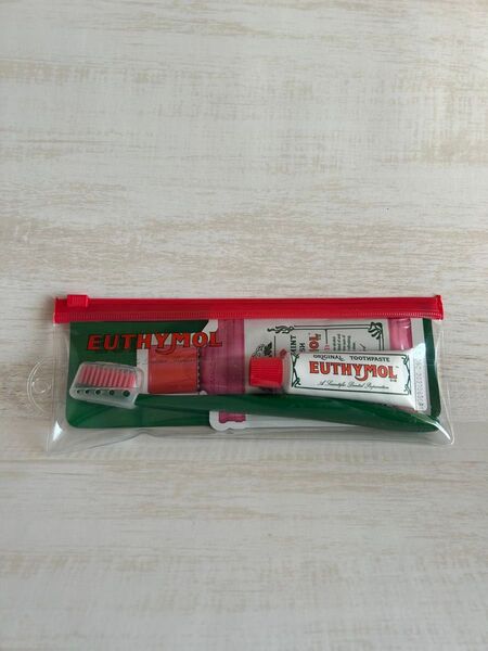 【新品未開封】EUTHYMOL ユーシモールトラベルセット歯磨き粉 歯ブラシ