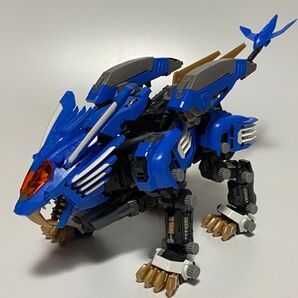 完成品 HMM ブレードライガーAB コトブキヤ ゾイド ZOIDS