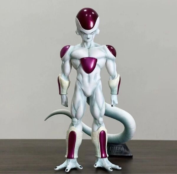 ドラゴンボールZ スーパーサイヤ人 フリーザ フィギュア 置物 オブジェ 箱無 PVC コレクション 贈り物 玩具 人形 最終形態