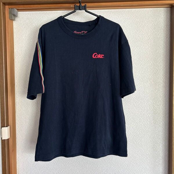 ジーユーコカコーラTシャツ