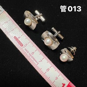 管013 パール風のカフスボタン&ピンバッジ 3点セット