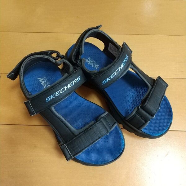 SKECHERS☆サンダル19cm