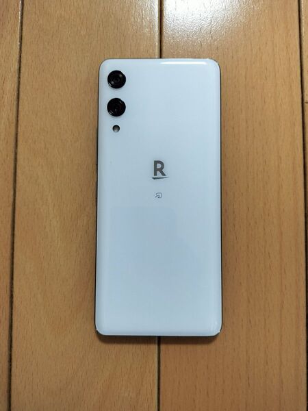 【早い者勝ち】Rakuten Hand 4G (ラクテンハンド4G ) 64GB ホワイト 美品 コンパクトスマホ