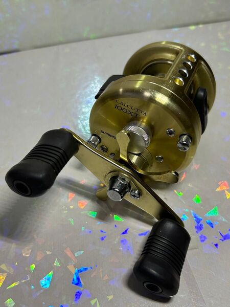 シマノ カルカッタ 100XT 右ハンドル SHIMANO CALCUTTA