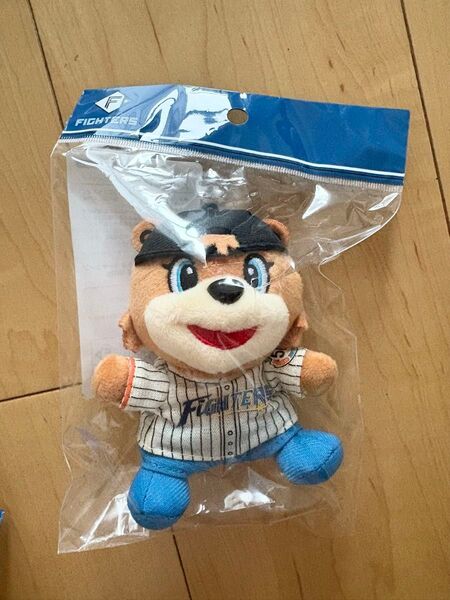 北海道日本ハムファイターズ cbぬいぐるみキーチェー 50th カビー 鎌スタ 鎌ヶ谷スタジアム 背番号100 キーホルダー