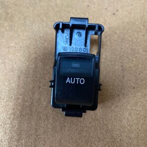 AUTO スイッチ