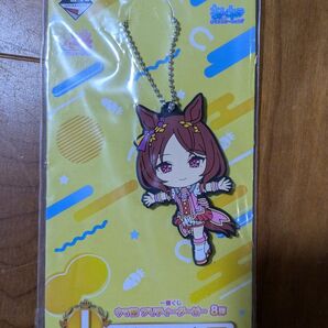 ウマ娘 ラバーチャーム サクラローレル