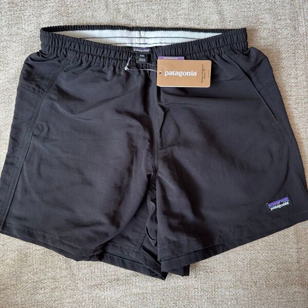 パタゴニア 新品・タグ付き・未使用 バギーズショーツ 黒 patagonia 水陸両用 短パン ショート