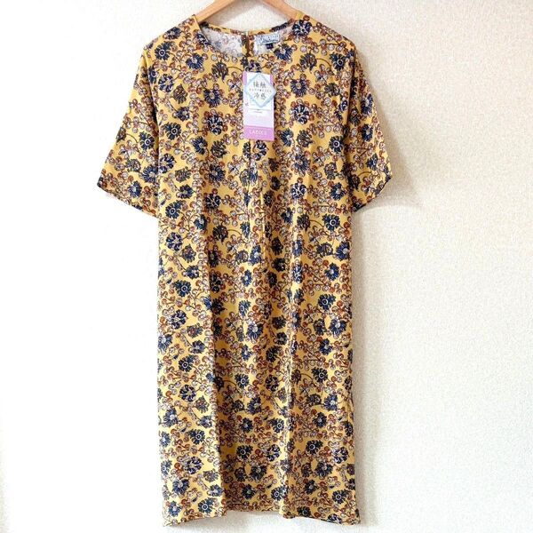 【新品】 ワンピース 半袖 花柄 可愛い 春 夏 (タグ付き!) ひんやり さらさら 《涼しい》 (M〜L) フリーサイズ