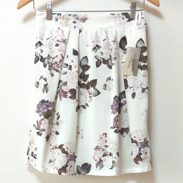 【新品】 スカート (L) 花柄 ひざ丈 春 夏 上品 可愛い (タグ付き!) ウエストゴム レディース ファッション