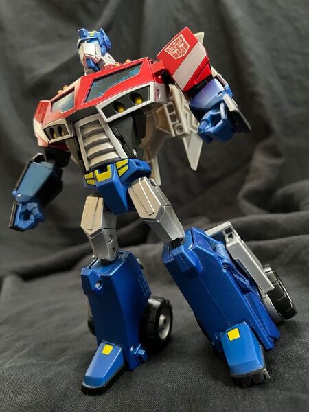 TA−01 オプティマスプライム トランスフォーマー アニメイテッド オートボット