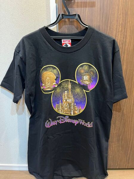 美品 USA製 DISNEY ミッキーシンデレラ城 花火tシャツ金 ラメ L