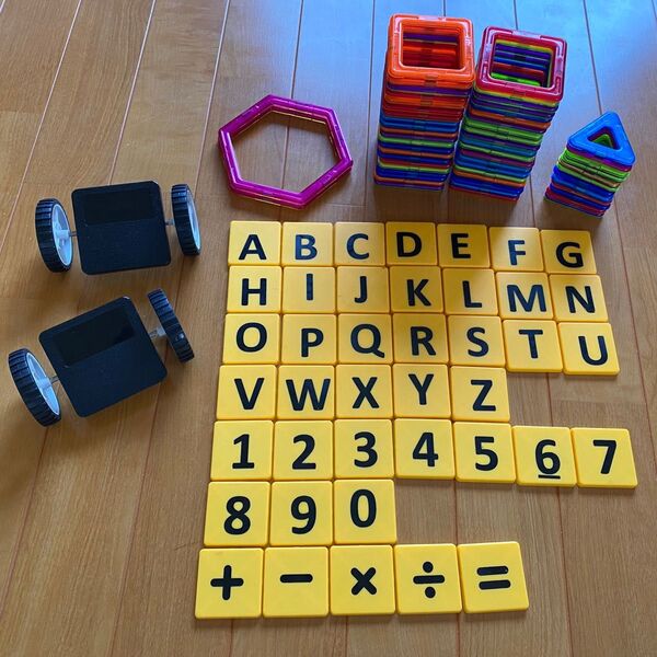 マグフォーマー 知育玩具まとめ売り マグネットブロック、アルファベットパズルなど