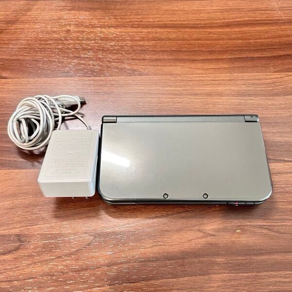 Nintendo ニンテンドー 3DS メタリックブラック LL 充電アダプター付き
