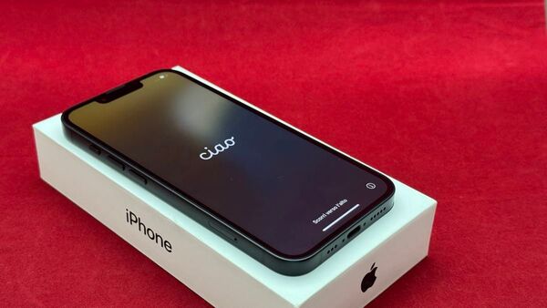 【美品】iPhone16e 128GB(SIMフリー)ブラック