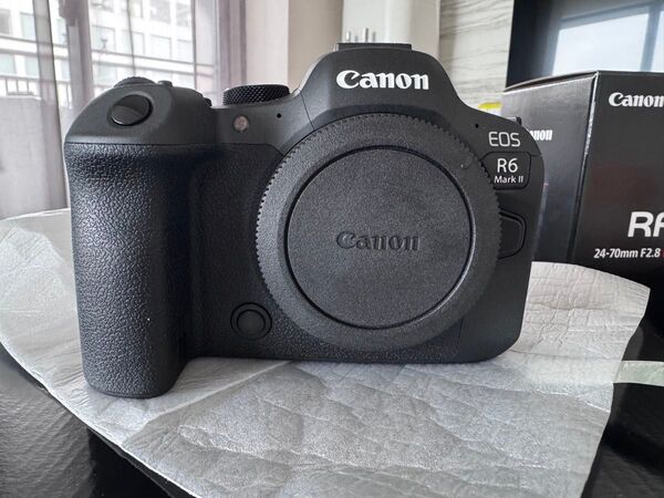 Canon EOS R6 Mark II ボディ ブラック 新品未使用