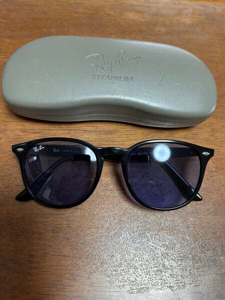 ◇レイバン RB 4259-F 601-80 中古◇ Ray-Ban