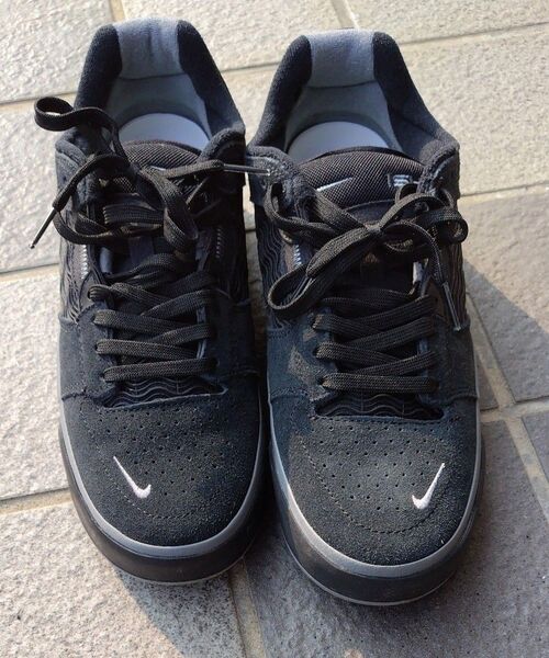 NIKE スニーカー SK スケボー 新品NIKE SBナイキエスビー スケシューISHOD DC7232-003