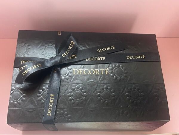 DECORTE AQ ブースティング トリートメント ヘアセラム ギフトBOX入り